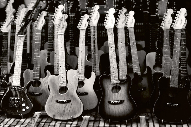 Dimex Kuvatapetti Guitars Collection 375x250cm